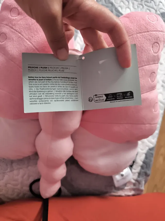 Cojín Peluche Mariposa Rosa