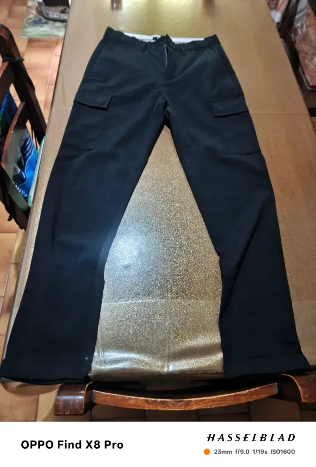Pantaloni cargo neri Alcott