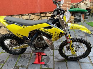 Moto de Cross Husqvarna 85TC