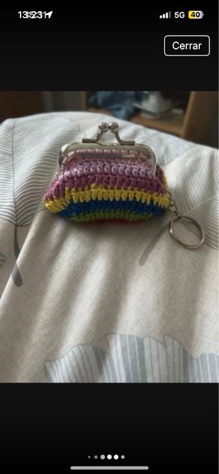 Monederos hechos a mano con llavero y cierre metal