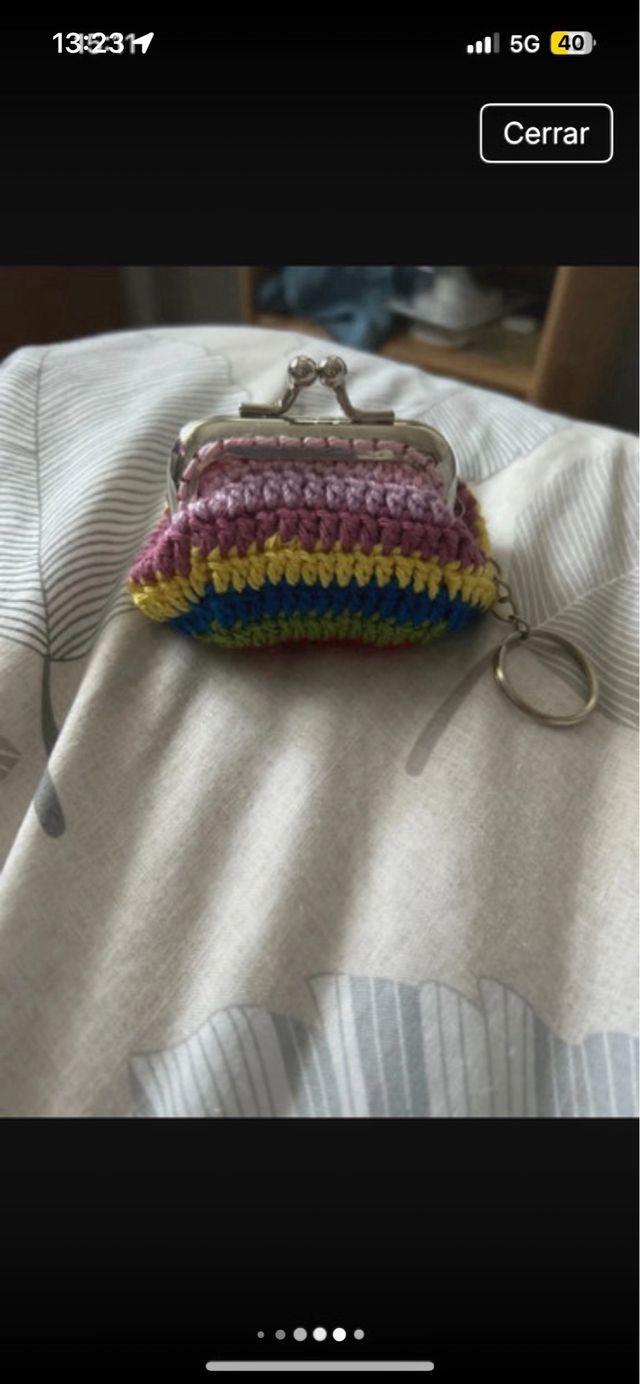 Monederos hechos a mano con llavero y cierre metal