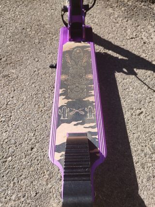 Patinete morado Decathlon