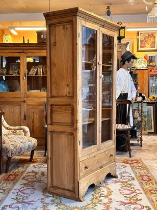 Armario rústico vitrina madera y cristal