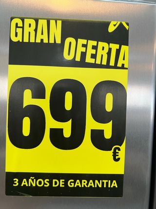 Nevera Hotpoint acero