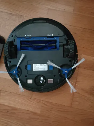 Robot aspirador Rowenta Smart Force, con accesorio