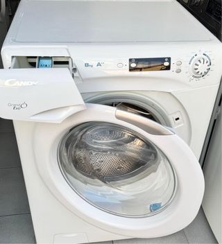 LAVADORA DE CARGA FRONTAL MARCA CANDY DE 8 KILOS