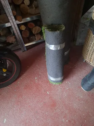 Césped artificial verde