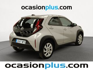 Toyota Aygo X Cross 1.0 VVT-I Play 53 kW (72 CV)