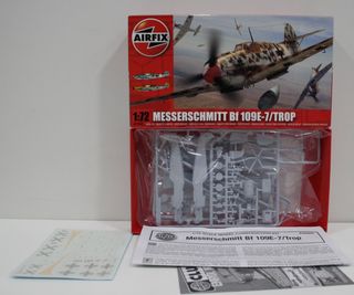 Maqueta Airfix Messerschmitt Bf 109E-7/TROP 1/72