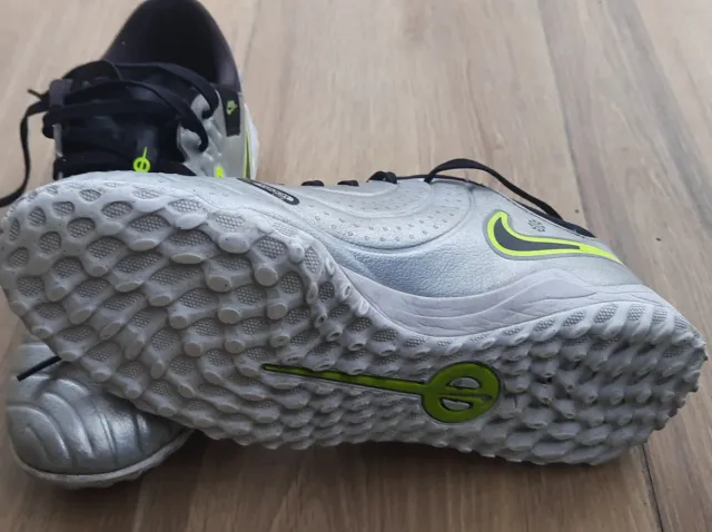 Botas de fútbol Nike Tiempos Talla 39