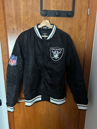 Chaqueta Raiders NFL Pull&Bear Negra Talla M