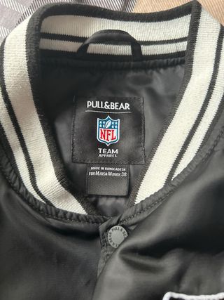 Chaqueta Raiders NFL Pull&Bear Negra Talla M