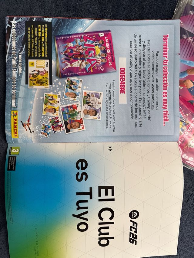 Lote 18 álbumes cromos Liga 2025-26 nuevos