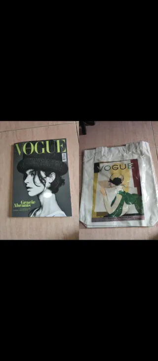 Revista Vogue y Tote Bag Multicolor
