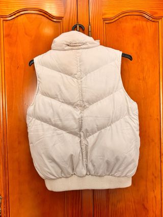Chaleco acolchado beige