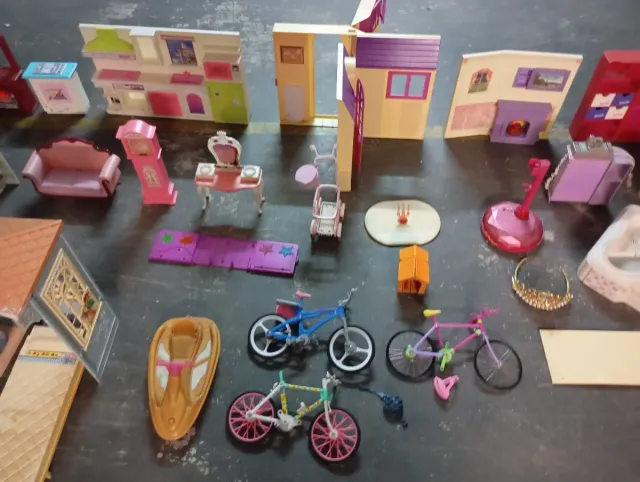 Casa de muñecas Barbie rosa y verde