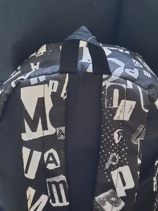 Mochila Puma Negra y Blanca