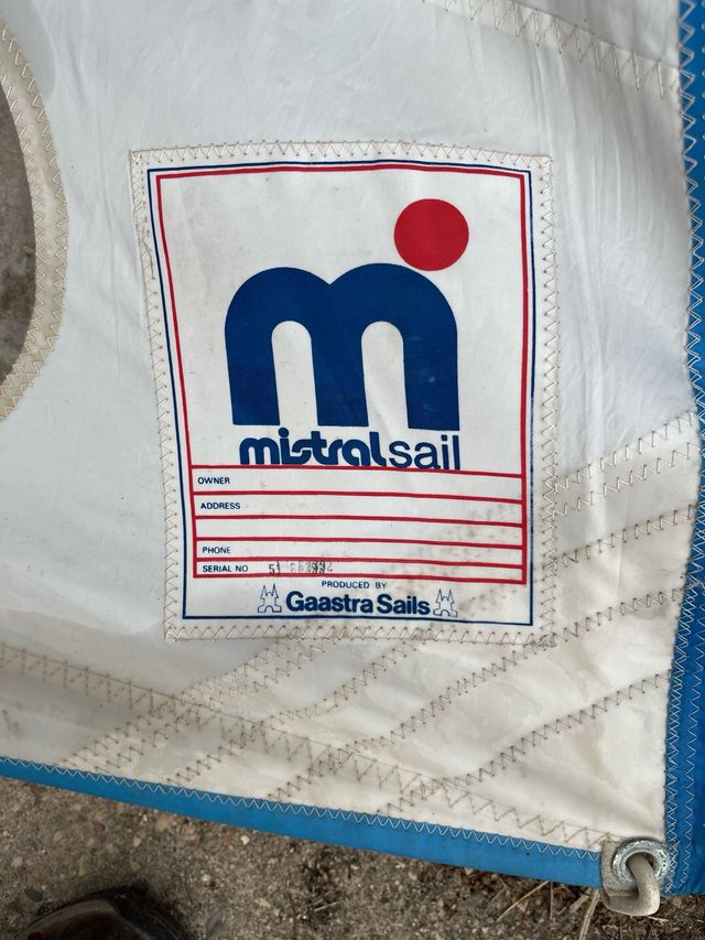 Vela Windsurf Vintage  Mistral 14569