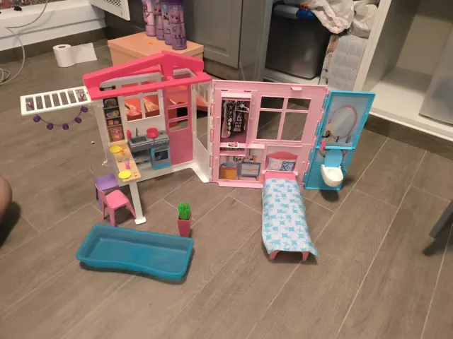 Casa Barbie Cocina Baño Habitación