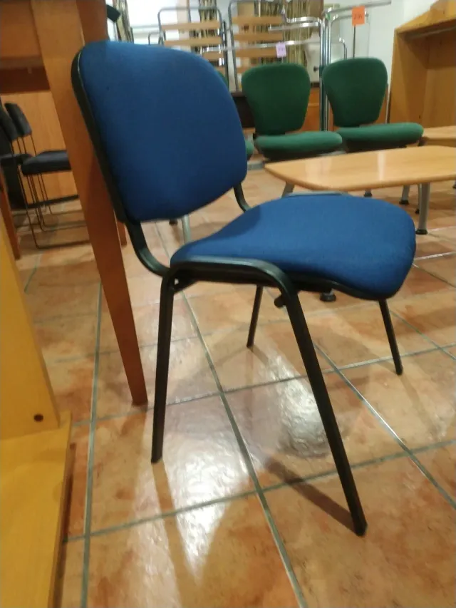 Silla Confidente Azul y Negra Robusta