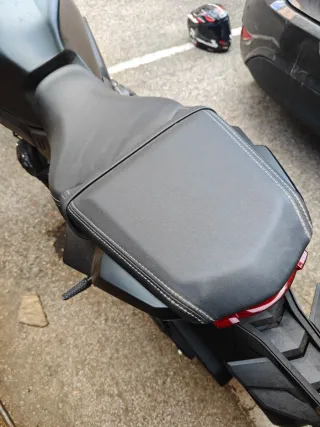 Honda CB 650R (2023) - Black Edition