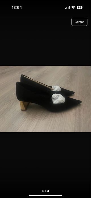 Tacones Zara Negro Dorado