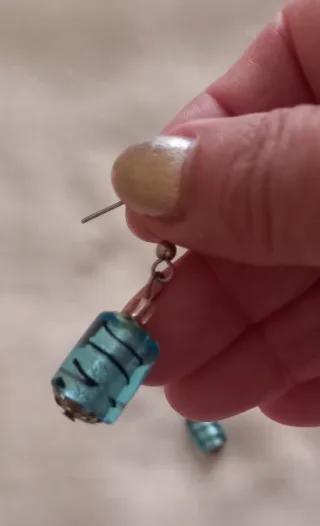 Pendientes cristal azul con rayas negras