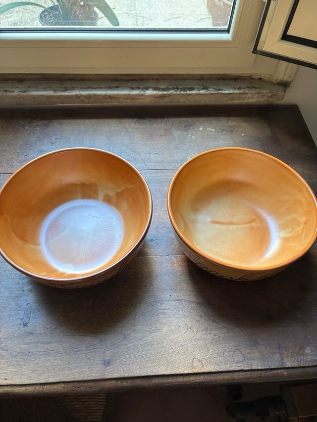 Piatto da portata in ceramica