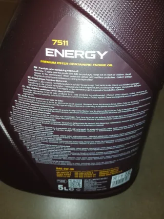 Garrafa de aceite de motor