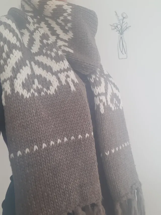 Conjunto de bufanda y gorro