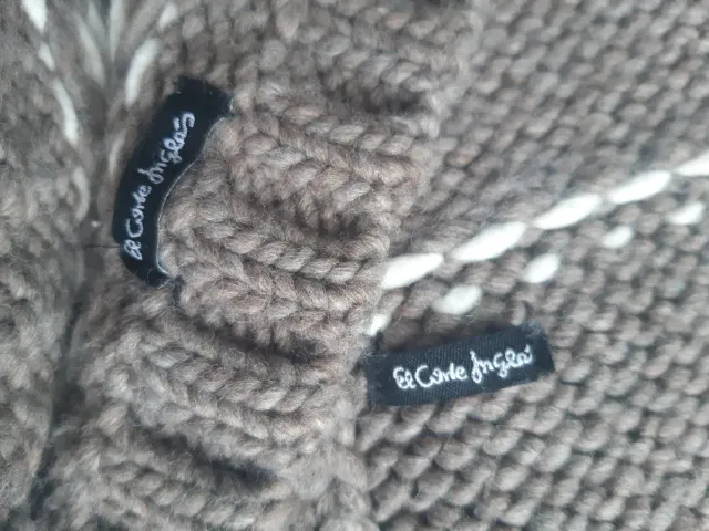 Conjunto de bufanda y gorro