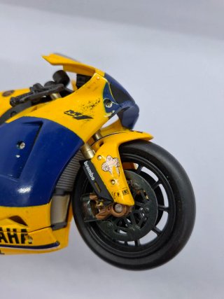 Moto de juguete Yamaha Amarillo 46