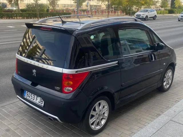 Peugeot 1007 2006