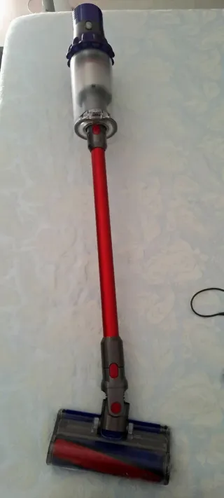 Dyson V10 Aspirapolvere Senza Fili