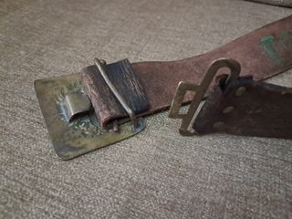 Cinturón militar con hebilla águila