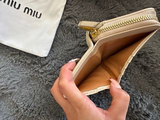 Portafoglio Miu Miu Beige e Oro
