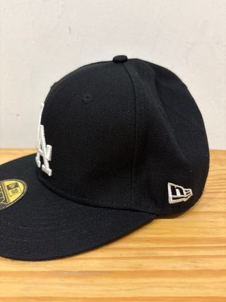 Gorra New Era LA Negra