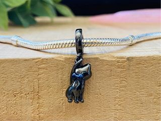Charm Gato Negro - Plata