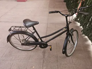 Bicicleta de chica negra