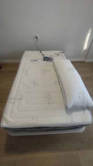 Somier con patas y con Colchón Electromagnético