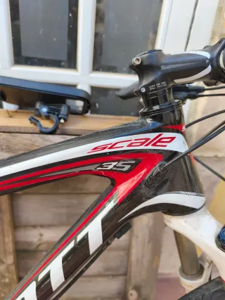 Bicicleta Scott Scale 35 Carbono
PRECIO NEGOCIABLE
