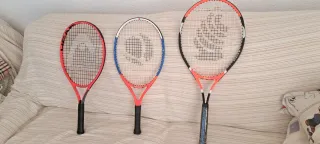 Conjunto 2 Raquetas Tenis Júnior y 1 de adulto