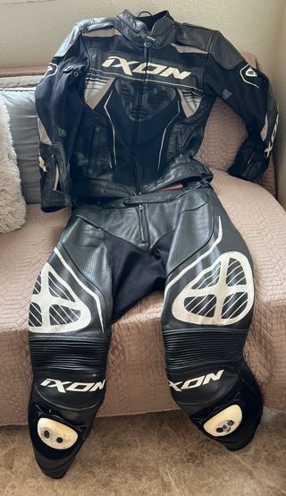 Mono 2 piezas Ixon Moto