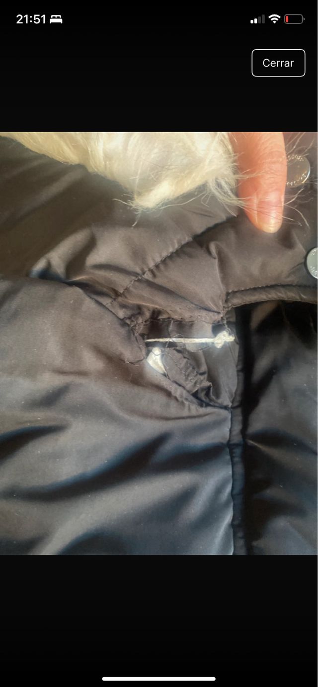 Abrigo Bershka negro 