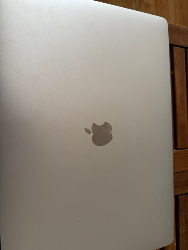 MacBook Pro 2019 Plata