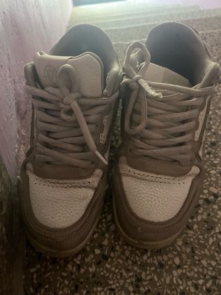 Scarpe Vicinity usate marroni e bianche