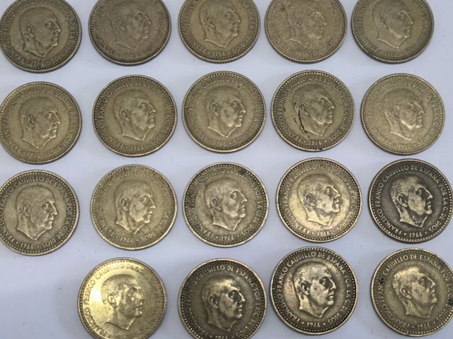 Lote 19 monedas 1 peseta 1966