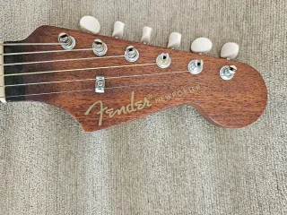 Guitarra Acústica Fender Newporter