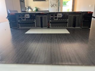 Servidor Ordenador Gris