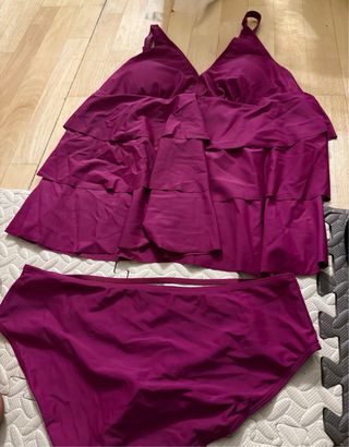 Bikini Morado con Volantes